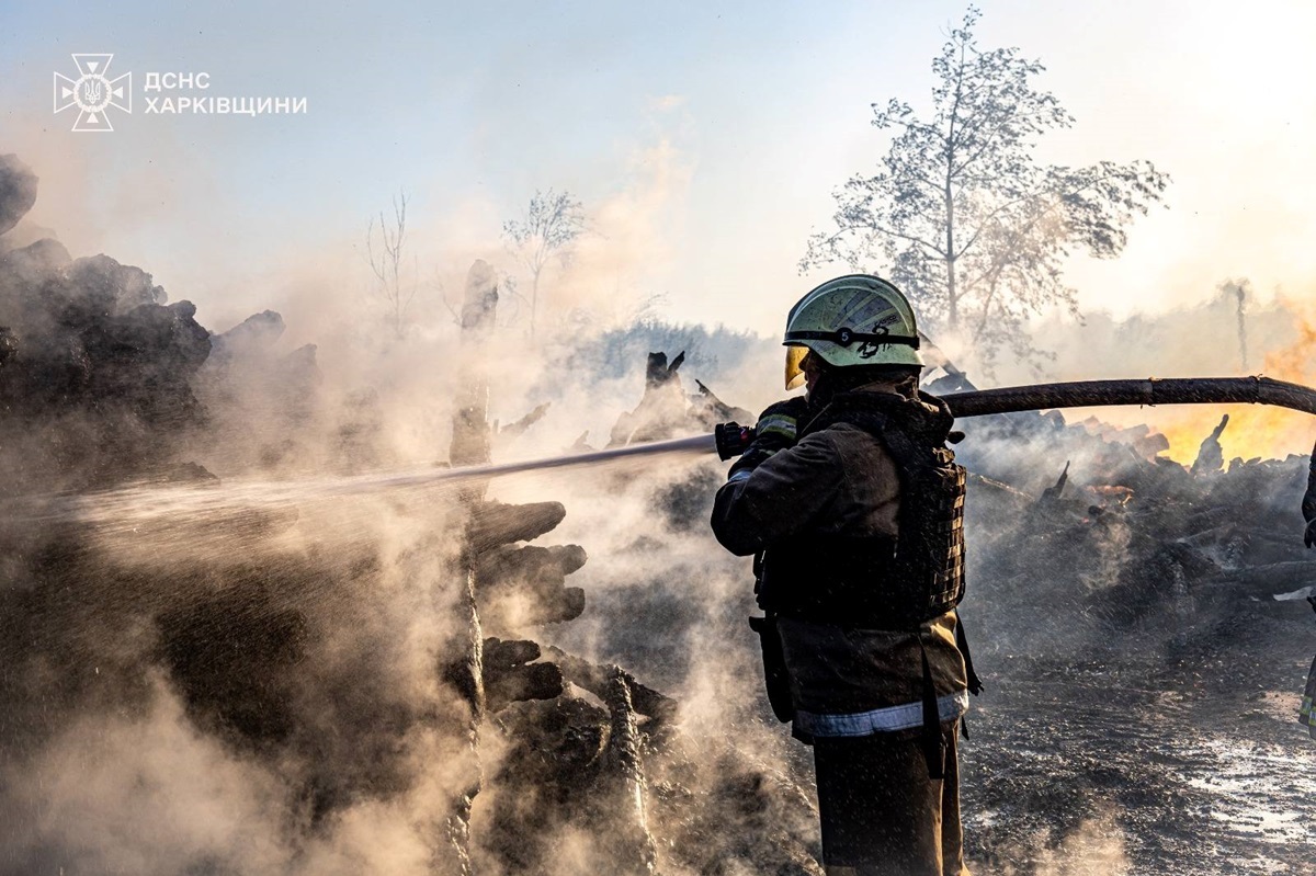 Новини України - На Харківщині локалізували масштабну лісову пожежу після обстрілу РФ