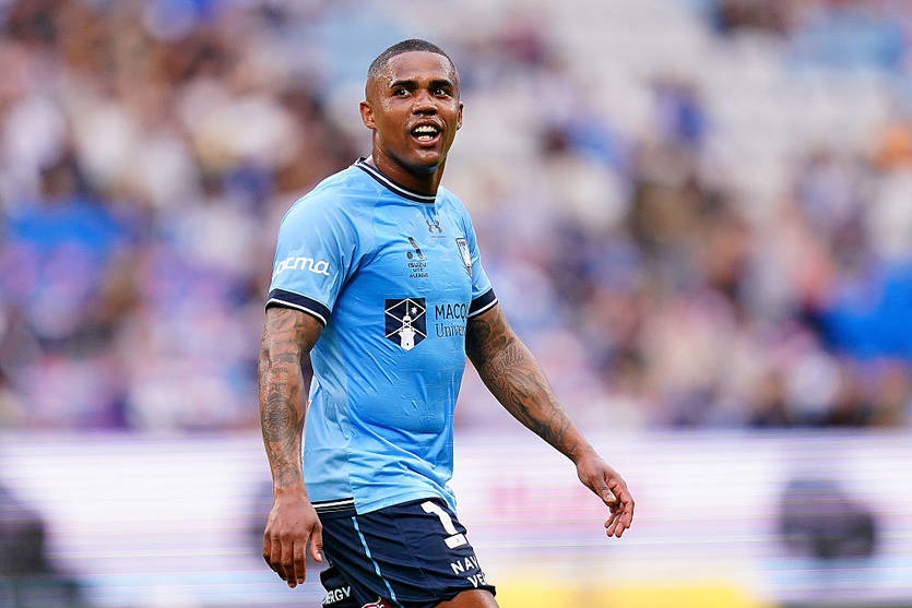 Новини спорту - Дуглас Коста більше не гратиме за Сідней: його сім’я для нього важливіша