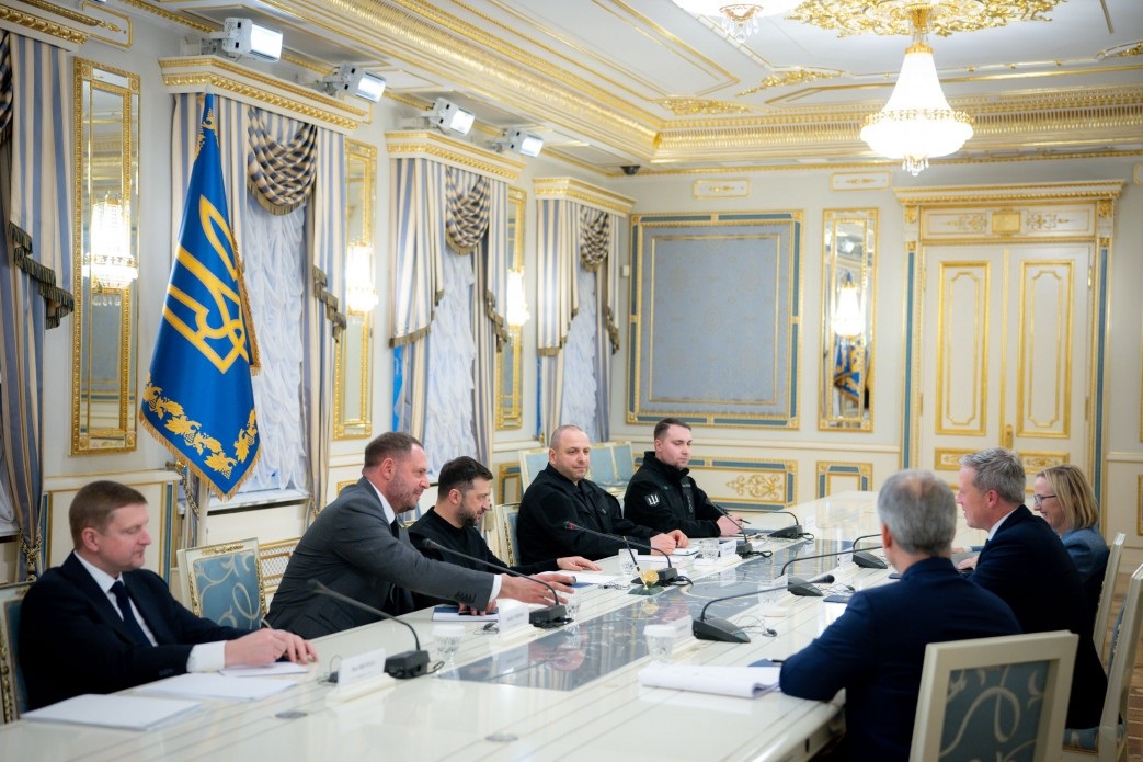 Новини України - Світ у турборежимі. Реакція на план від США