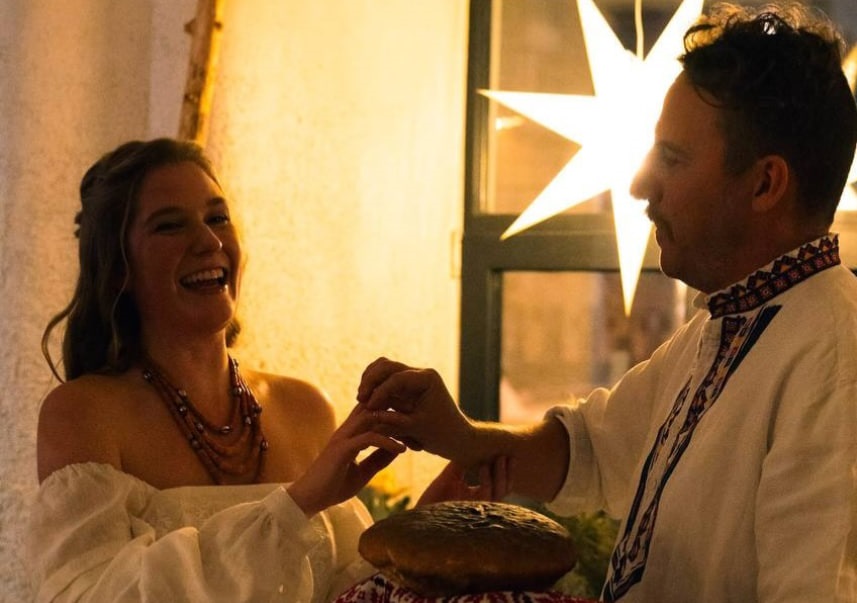 Новини культури - Євген Клопотенко заручився з коханою